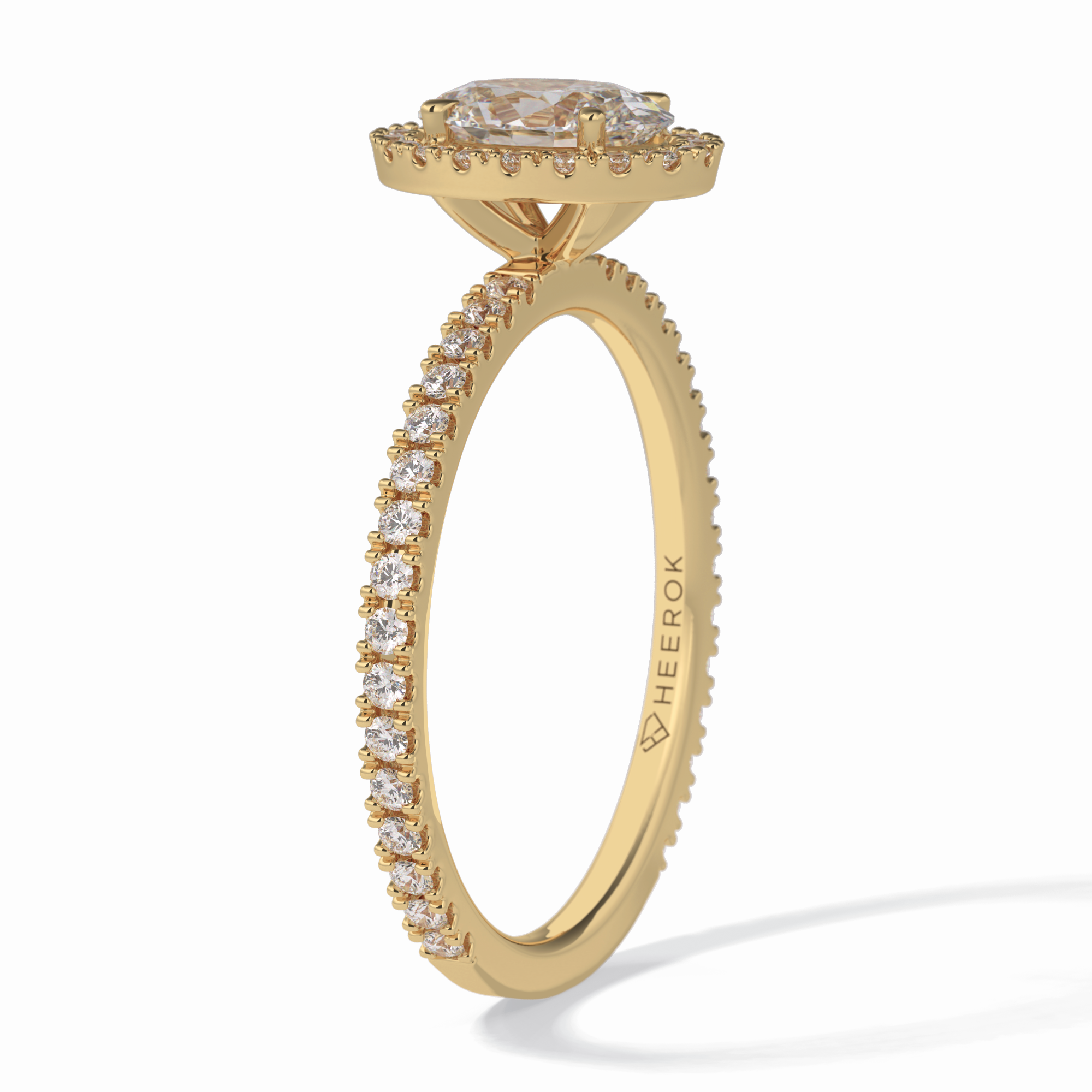 Celestial 0.75 Carat Oval VS1 Lab-Grown Halo Engagement Ring in 18k Yellow Gold