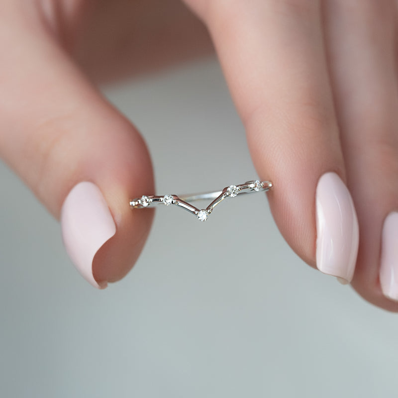 Echo Wave VVS1 Lab-Grown Half-Eternity Wedding Ring in 18K White Gold Closeup View