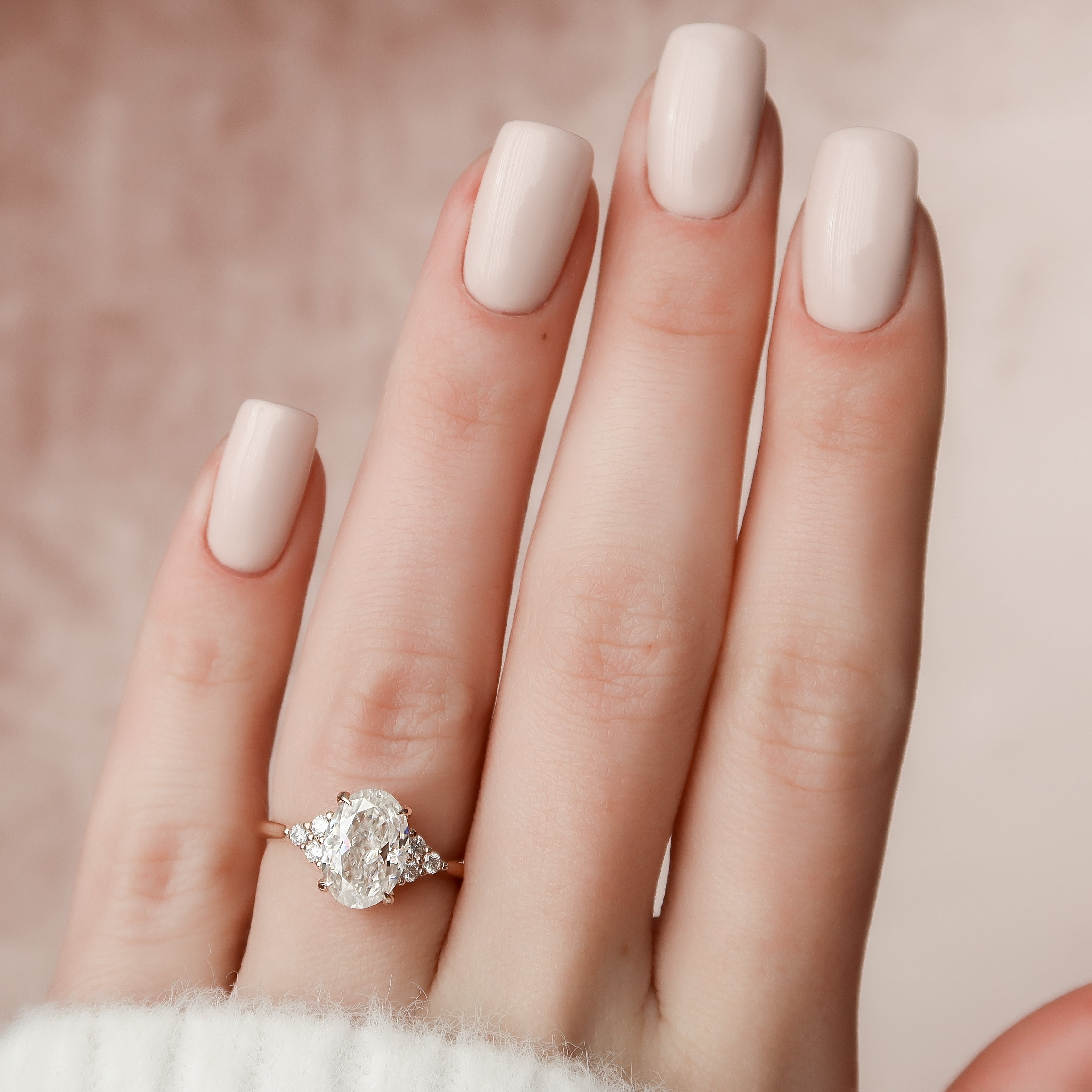 Elowen Grace 2.70 Carat VVS Lab-Grown Oval Engagement Ring in 18K Rose Gold Finger Side View