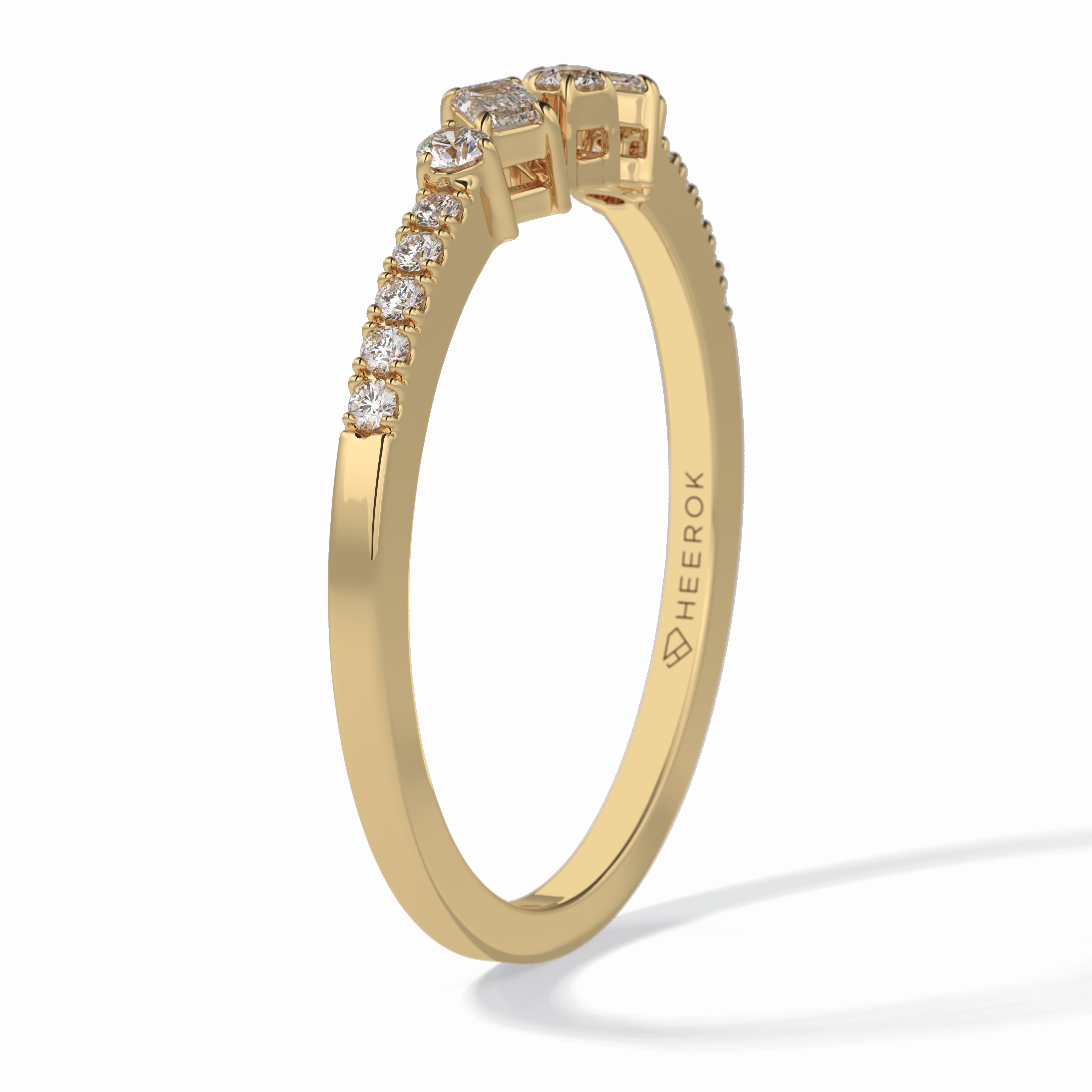 Gemstone Trio 0.14 Carat Emerald VS1 Lab-Grown Wedding Band in 18K Yellow Gold