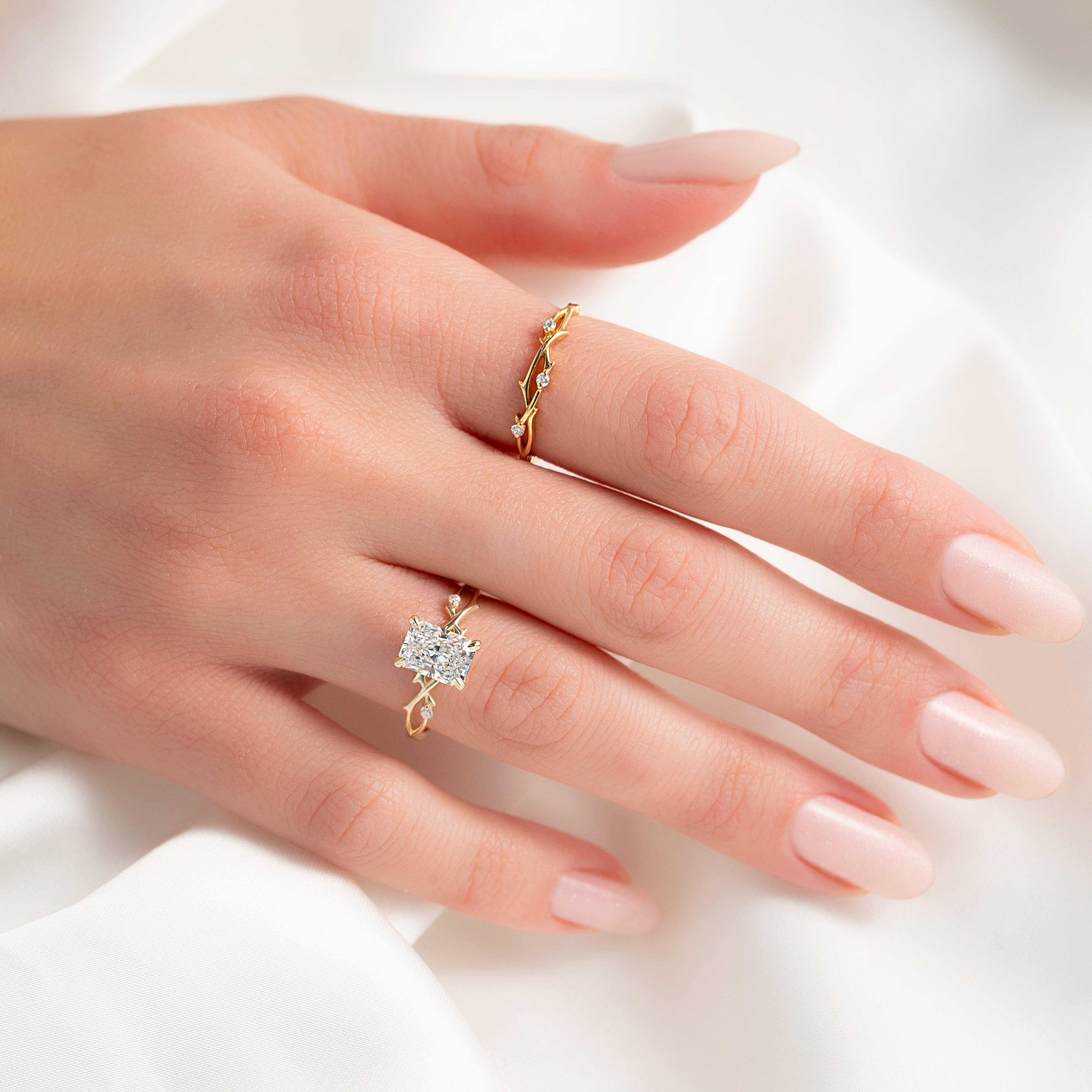 Infinite Rays 2.50 Carat VVS1 Lab-Grown Radiant Three-Stone Ring in 18K Yellow Gold Finger View