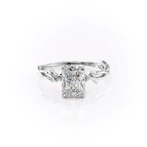 Luminescent 2.78 Carat VVS Lab-Grown Radiant Three-Stone Engagement Ring in 18K Gold