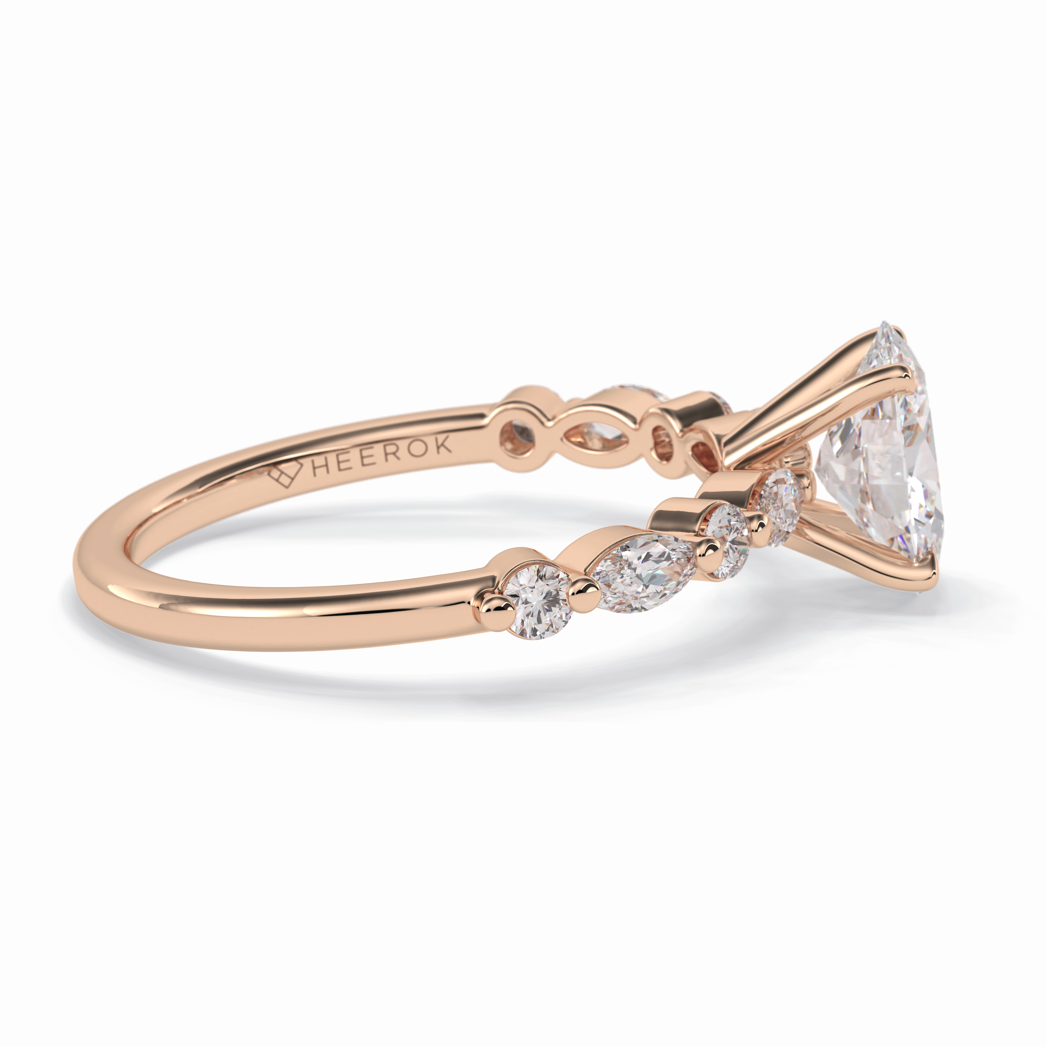 Luminous Grace 1.00 Carat Oval VS1 Lab-Grown Solitaire Engagement Ring in 18K Gold