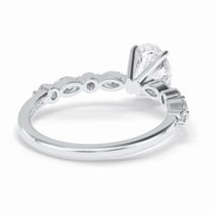 Luminous Grace 1.00 Carat Oval VS1 Lab-Grown Solitaire Engagement Ring in 18K Gold