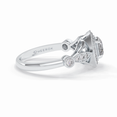 Orbit 0.67 Carat Round VS1 Lab-Grown Halo Engagement Ring in 18K Gold