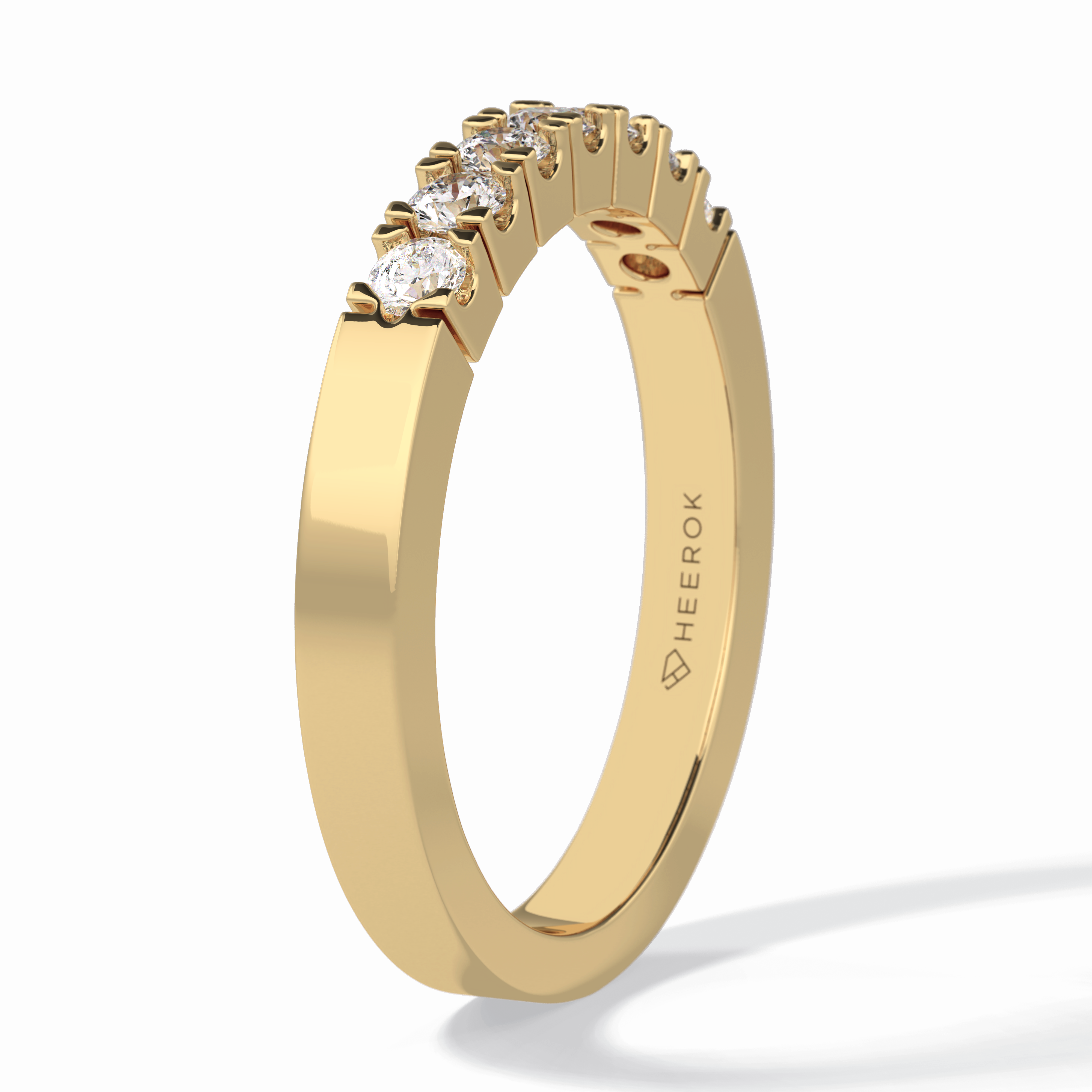 GlintRow 0.46 Carat Round VS1 Lab-Grown Wedding Band in 18K Yellow Gold