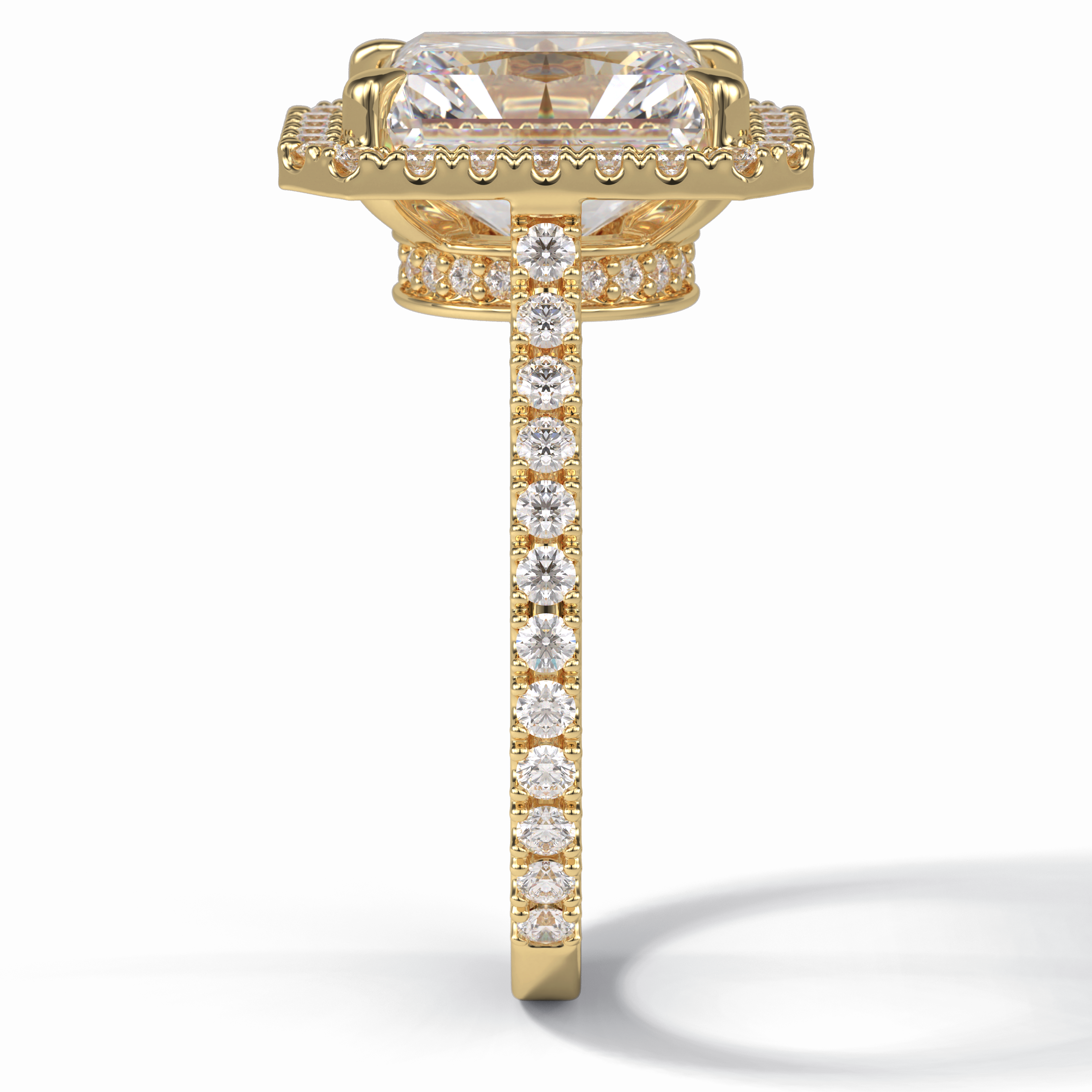 Grand Regent 4.51 Carat Radiant VS1 Lab-Grown Halo Engagement Ring in 18K Gold