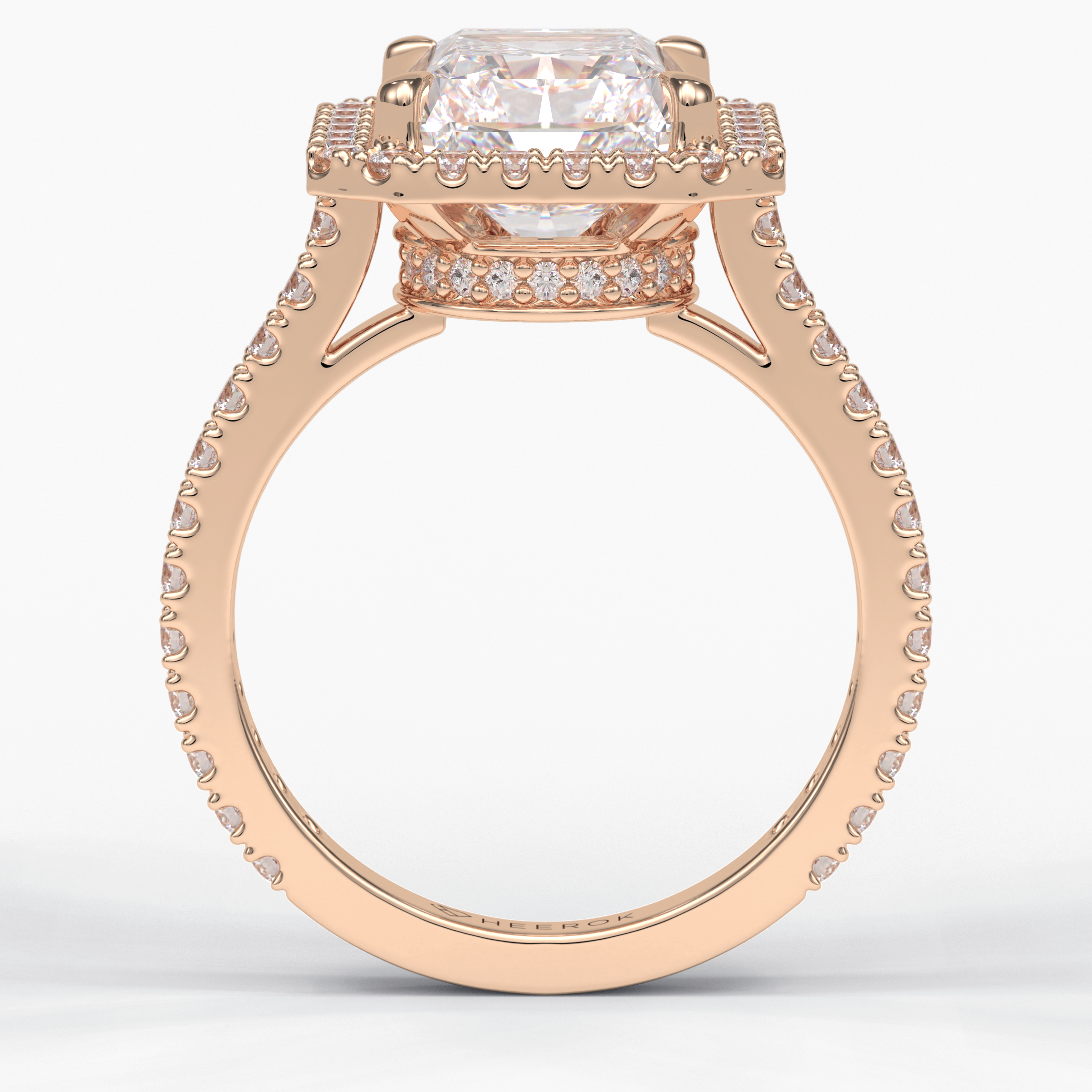 Grand Regent 4.51 Carat Radiant VS1 Lab-Grown Halo Engagement Ring in 18K Gold