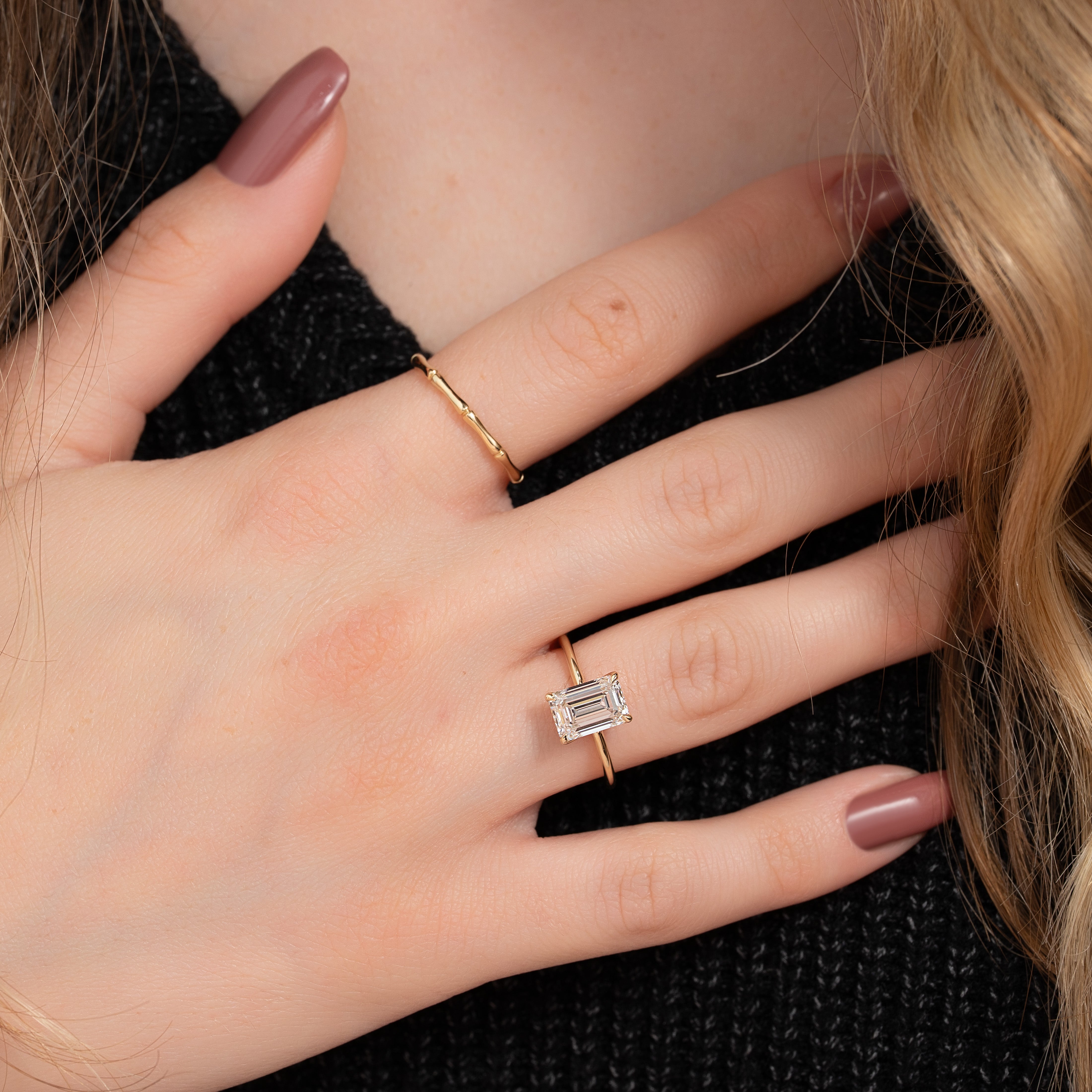 Majestic Empress 2.08 Carat VVS1 Lab‑Grown Emerald Solitaire Engagement Ring in 18K Yellow Gold Finger View 1