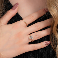 Majestic Empress 2.08 Carat VVS1 Lab‑Grown Emerald Solitaire Engagement Ring in 18K Yellow Gold Finger View 1