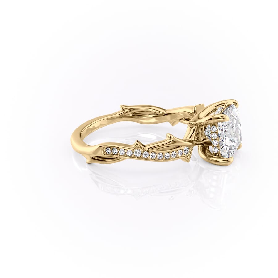 Prism Vine 2.20 Carat VVS Lab-Grown Princess Three-Stone Pave Engagement Ring in 18K Yellow Gold Right View