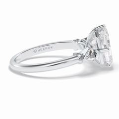 Trinity 3.71 Carat Emerald VS1 Lab-Grown Three Stone Engagement Ring in 18K Gold