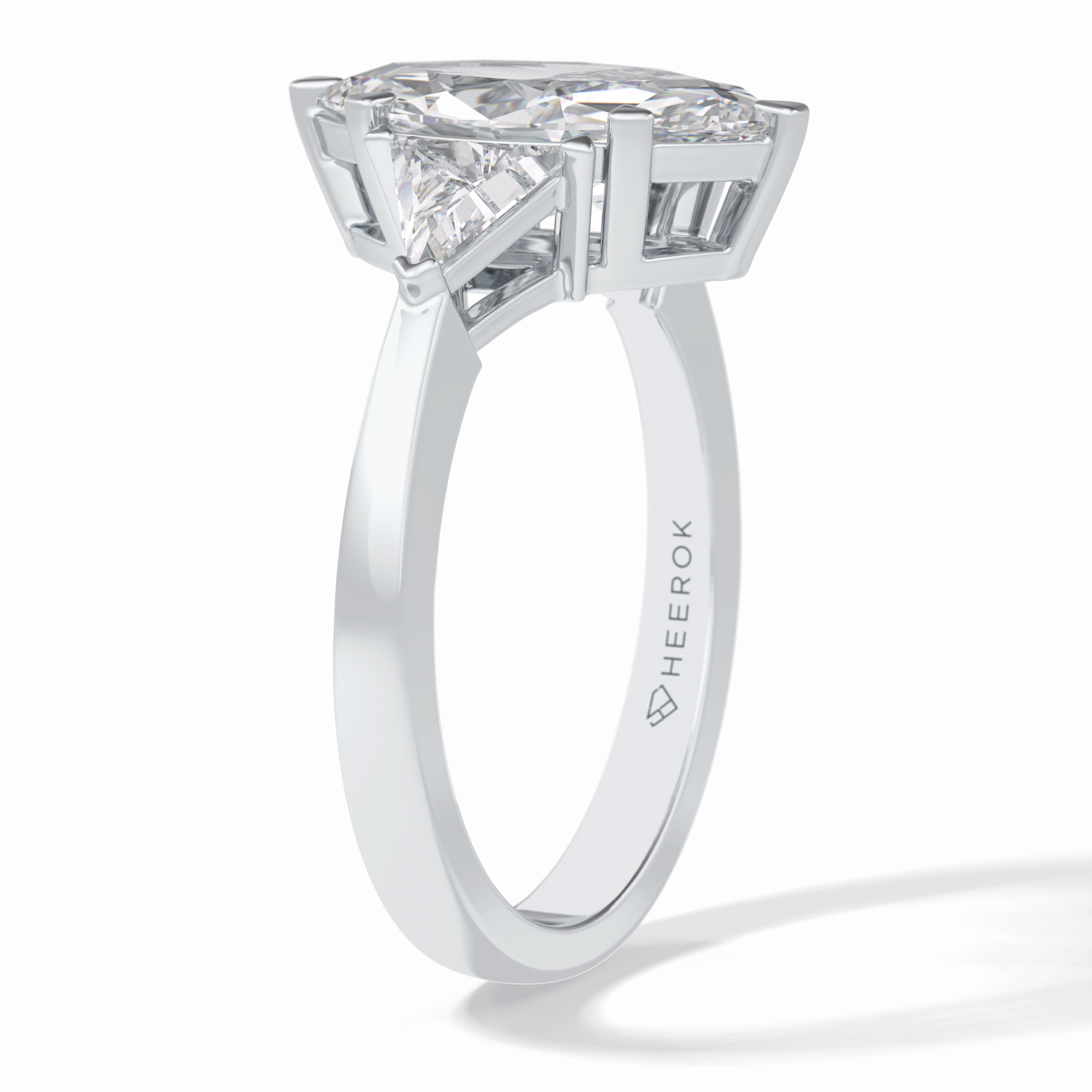 Trinity 1.79 Carat Marquise VS1 Lab-Grown Three Stone Engagement Ring in 18k Gold